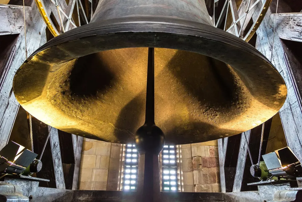 Restauration cloche à Arc-lès-Gray